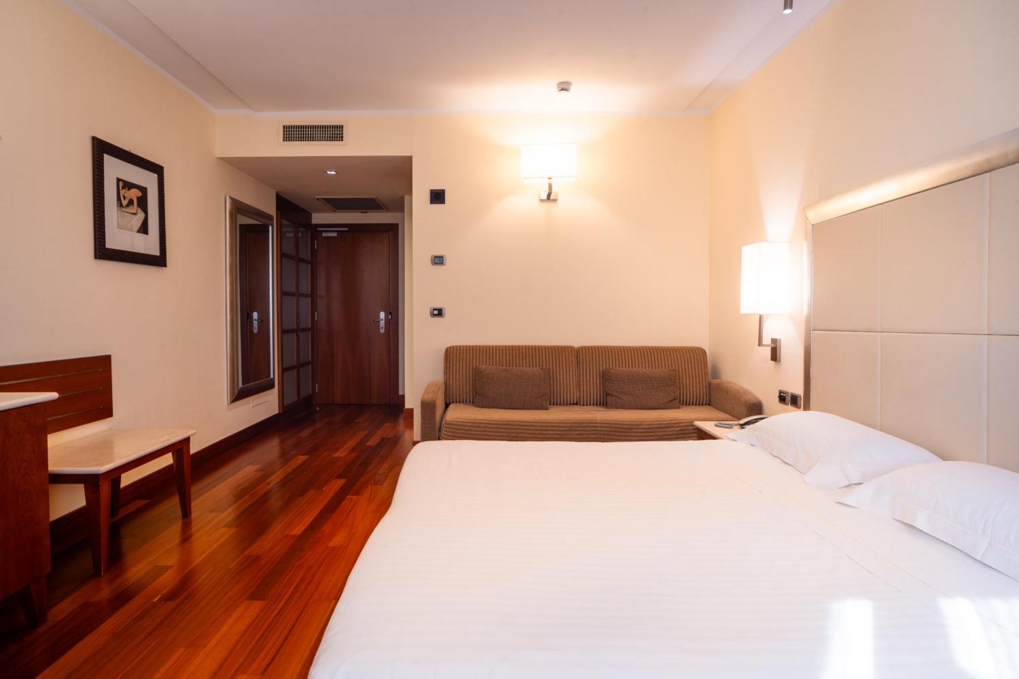 Hotel Airone - Ombrellone Incluso Al Bagno Dolce Vita A Marina Dal 1 Giugno Al 15 Settembre Grosseto Zewnętrze zdjęcie